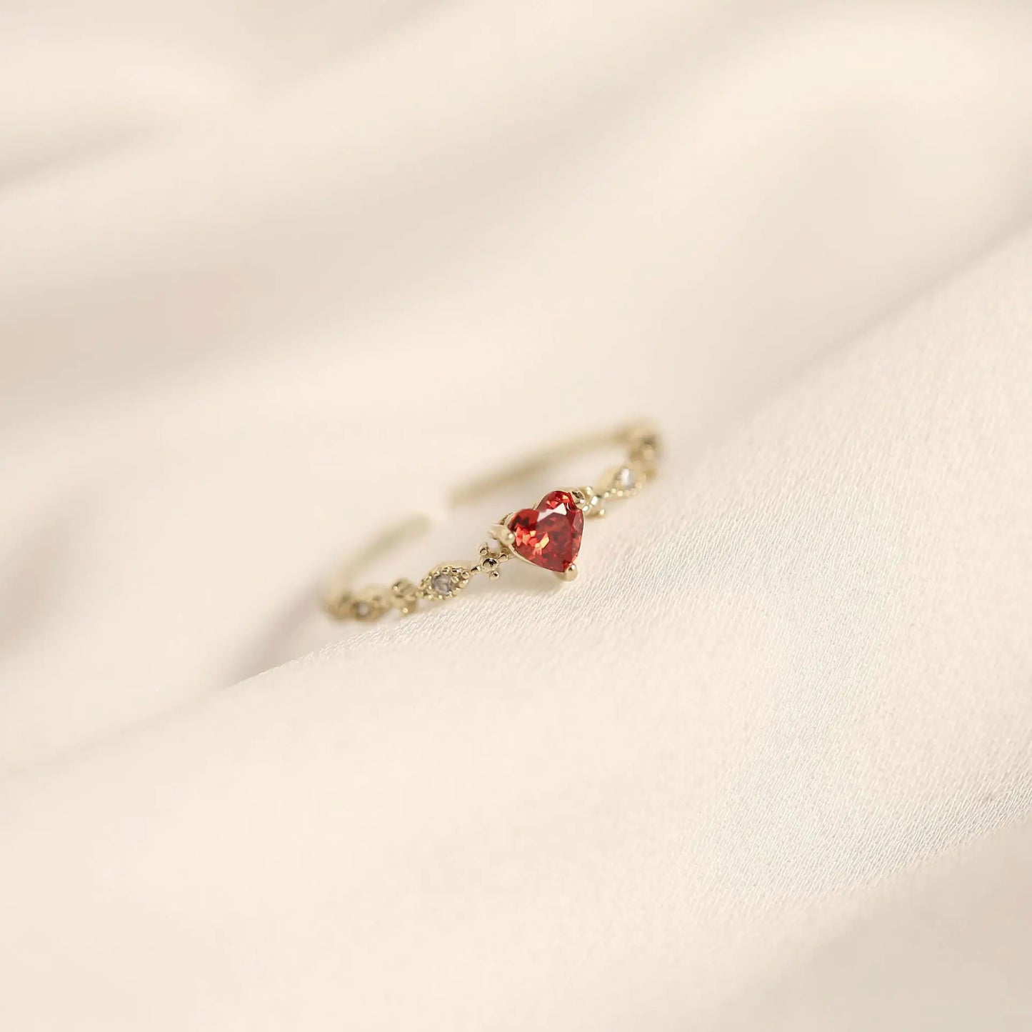 Women's Fashion Ruby Love Ring